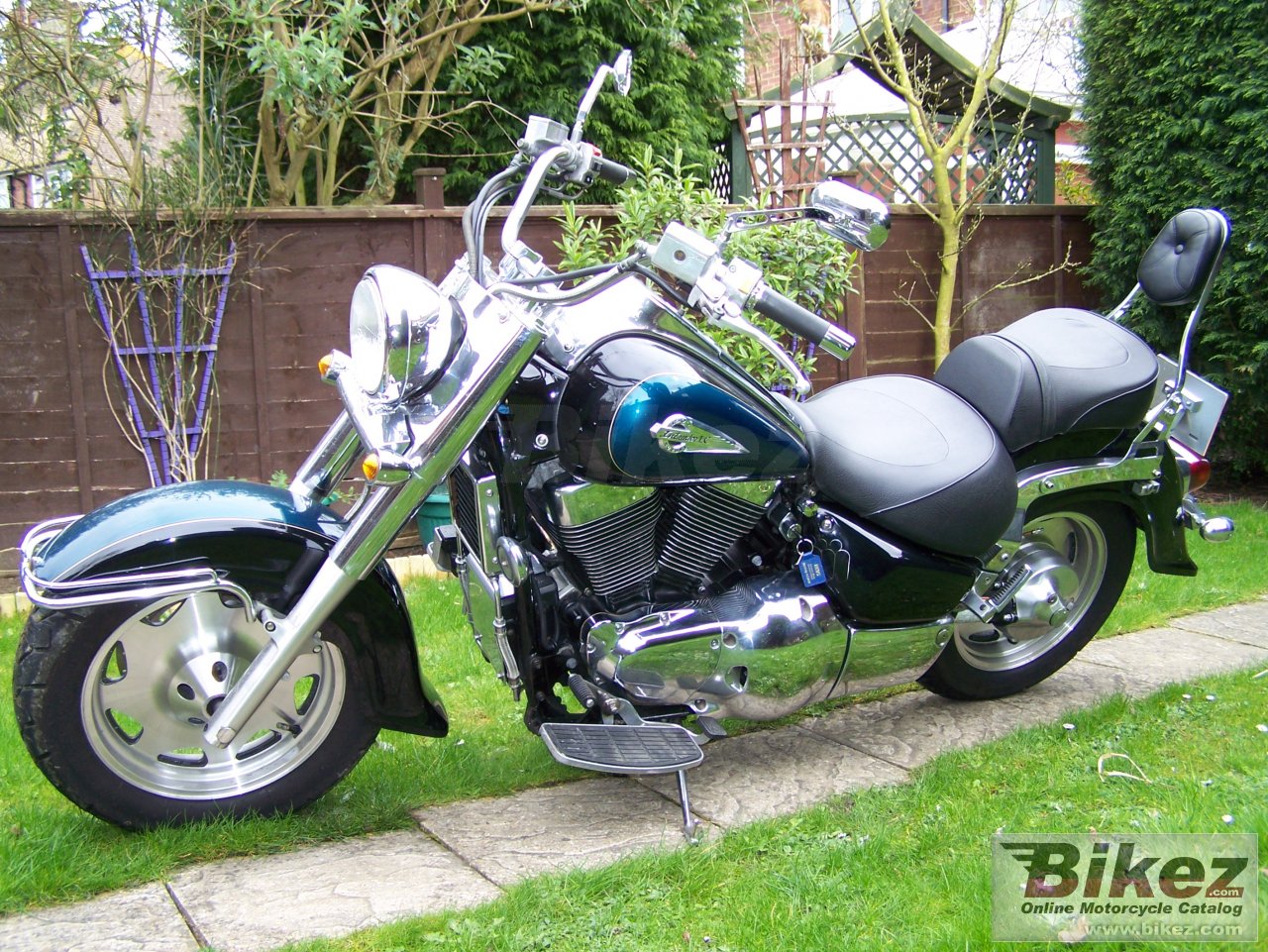 Suzuki VL 1500 Intruder Legendary Classic poster